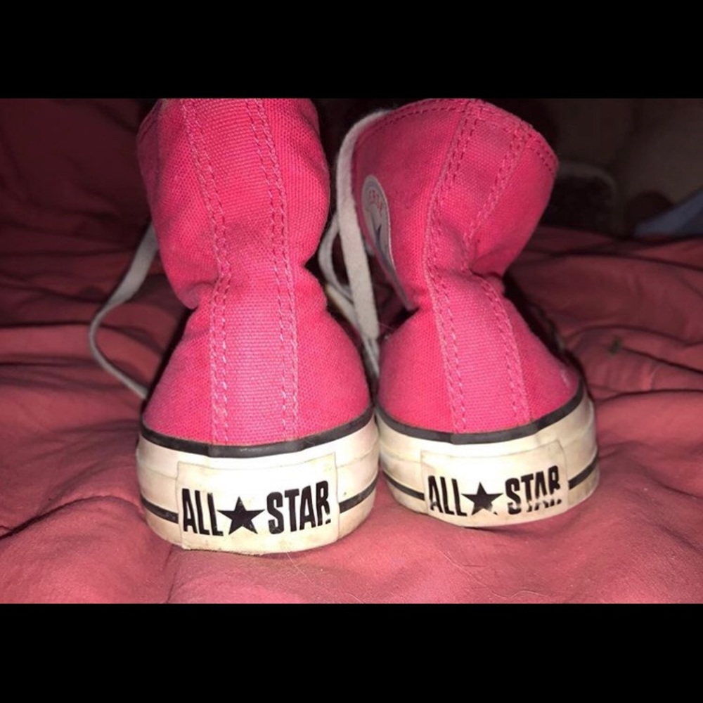 Pink Converse - Picture 2 of 3